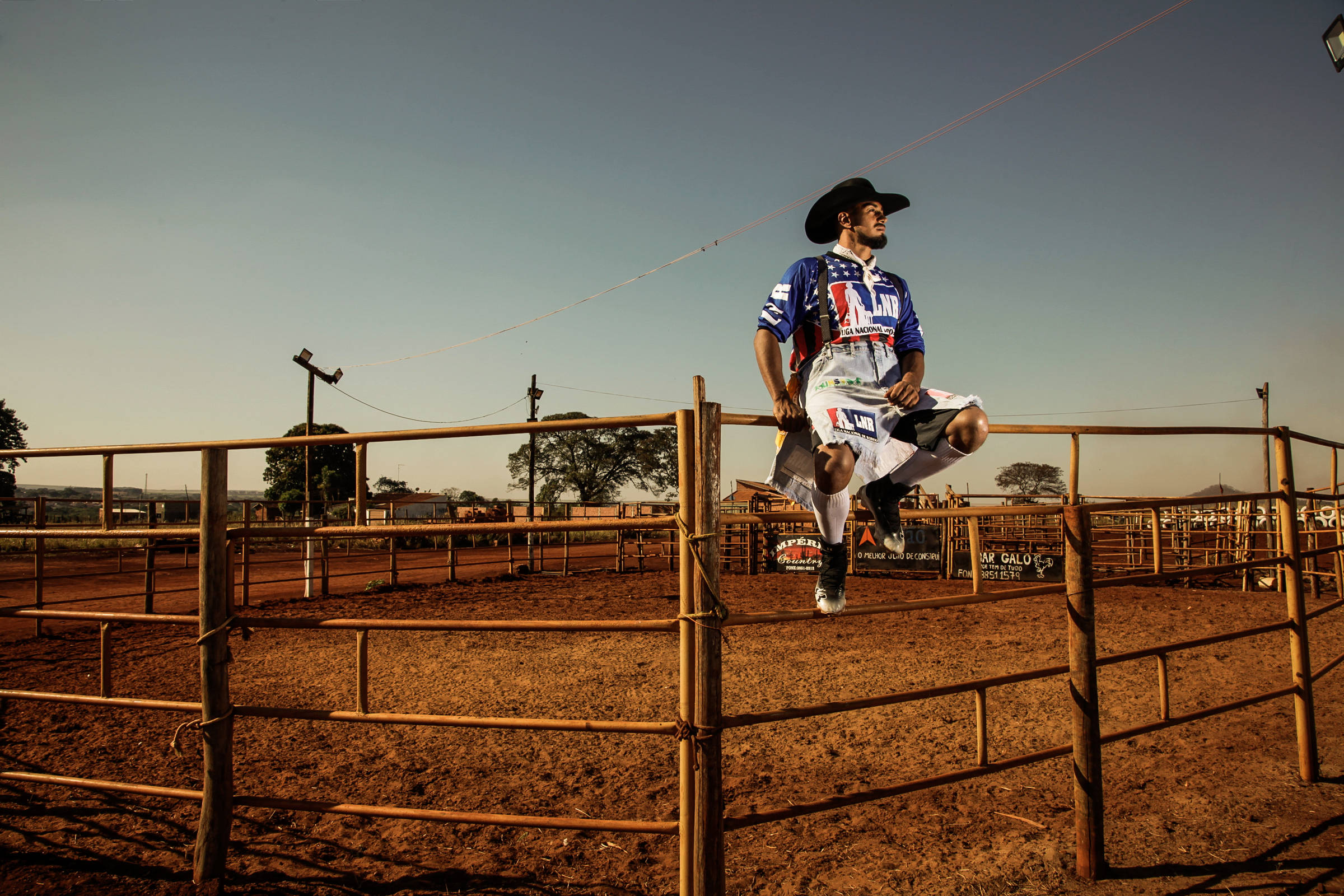 Anjos das Arenas: Bullfighters, os Salva-Vidas do Rodeio
